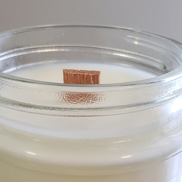 11oz Pure Soy Wax Candle - Picture 3 of 3